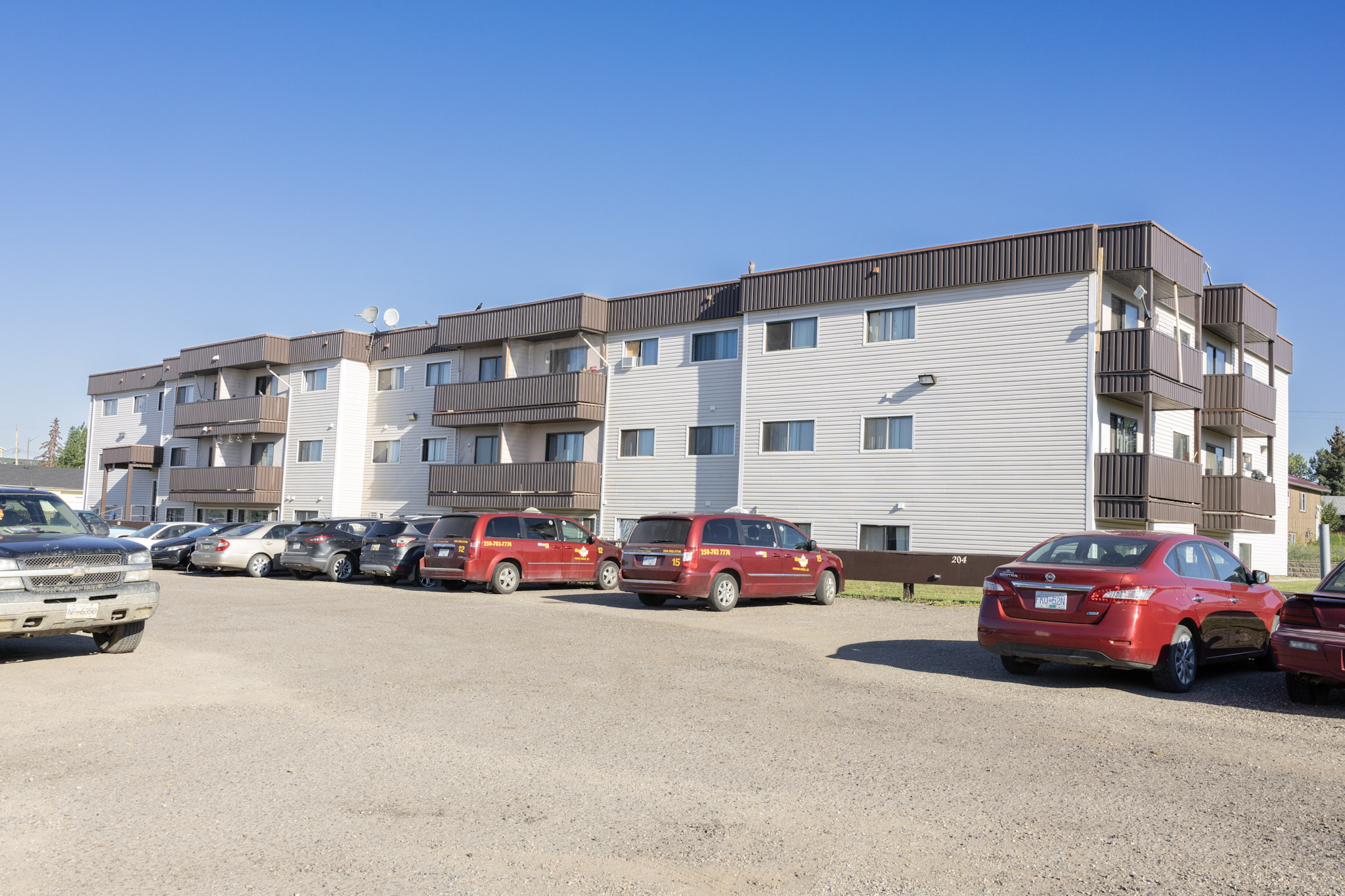 7-2U4A0219-1 Strata Place