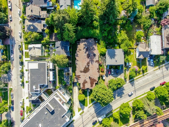 3295 Commercial Drive