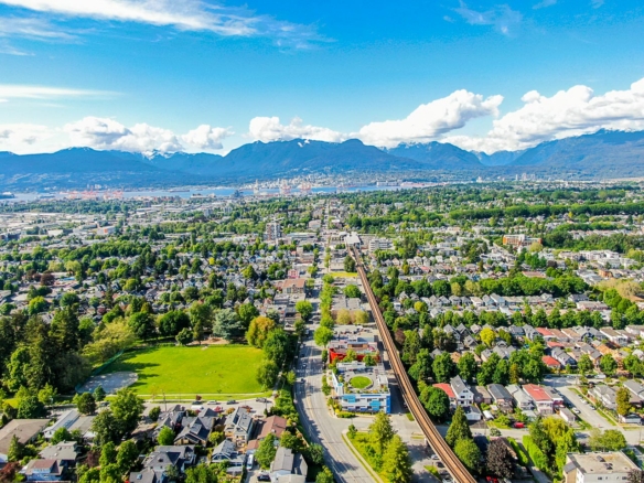 3295 Commercial Drive