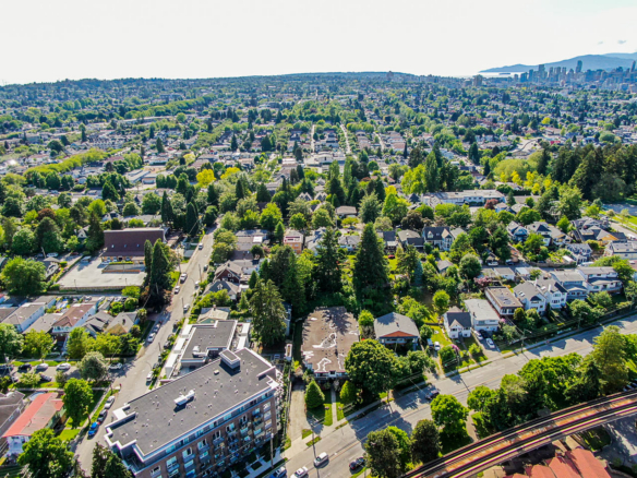 3295 Commercial Drive