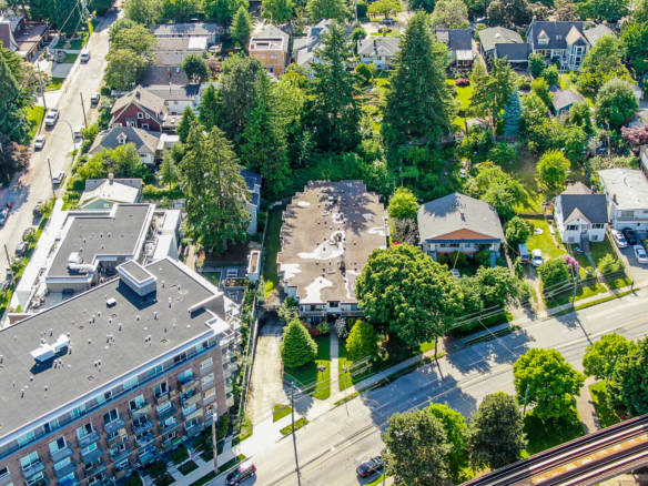 3295 Commercial Drive