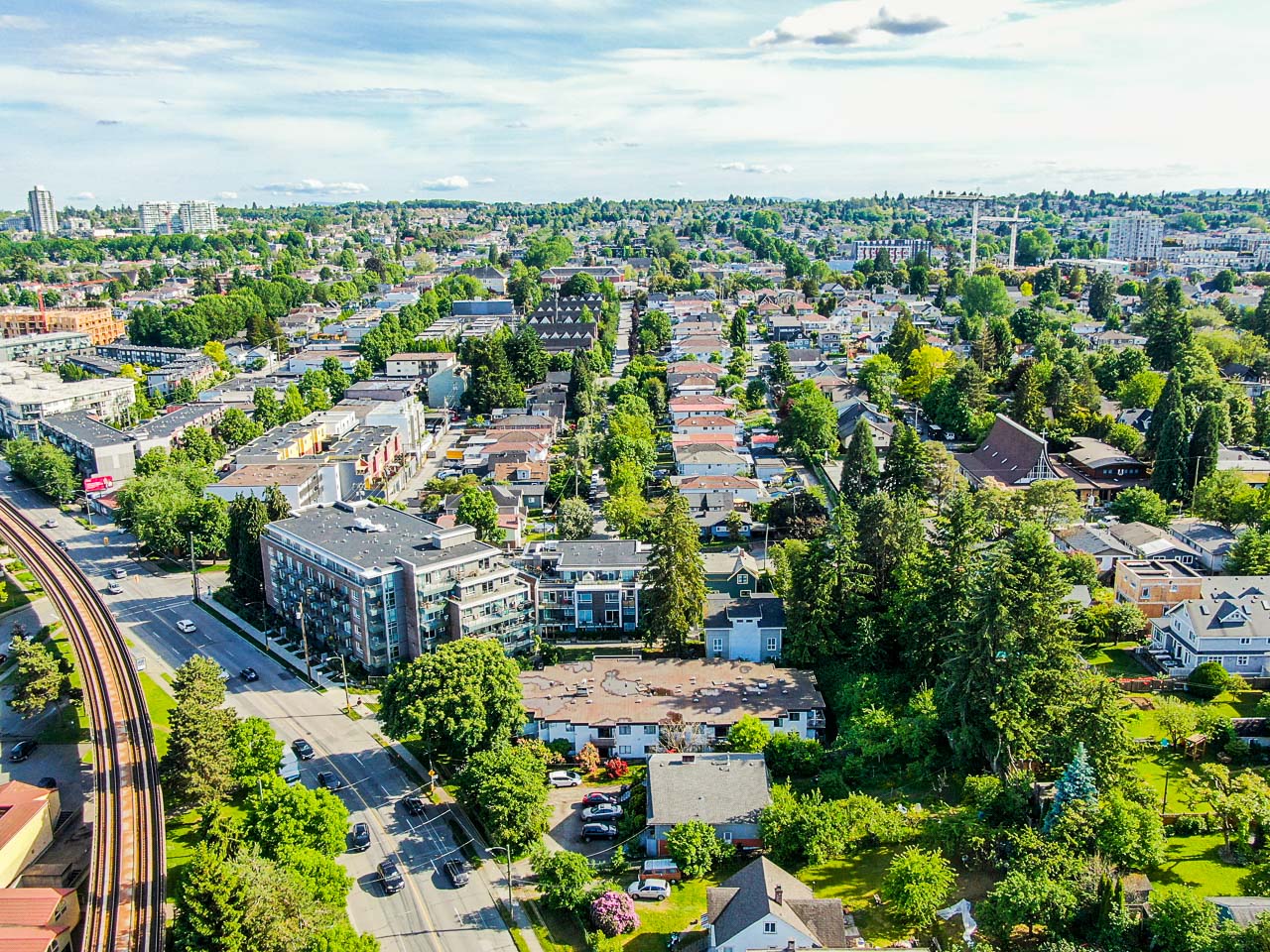 3295 Commercial Drive