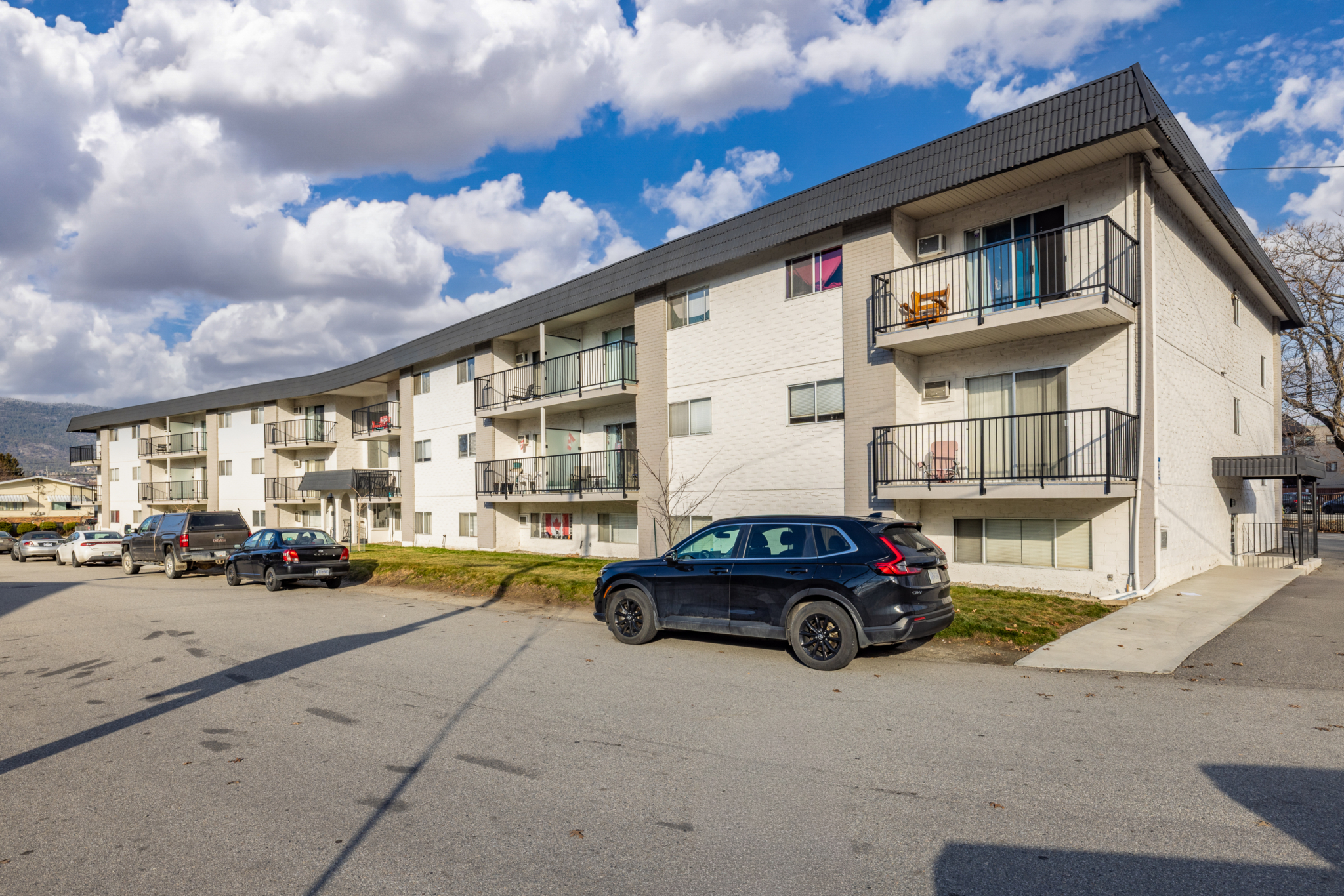 195 Perkins Cres, Penticton BC_-2