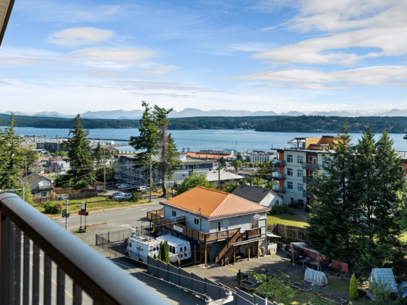 Oceanview Apartments