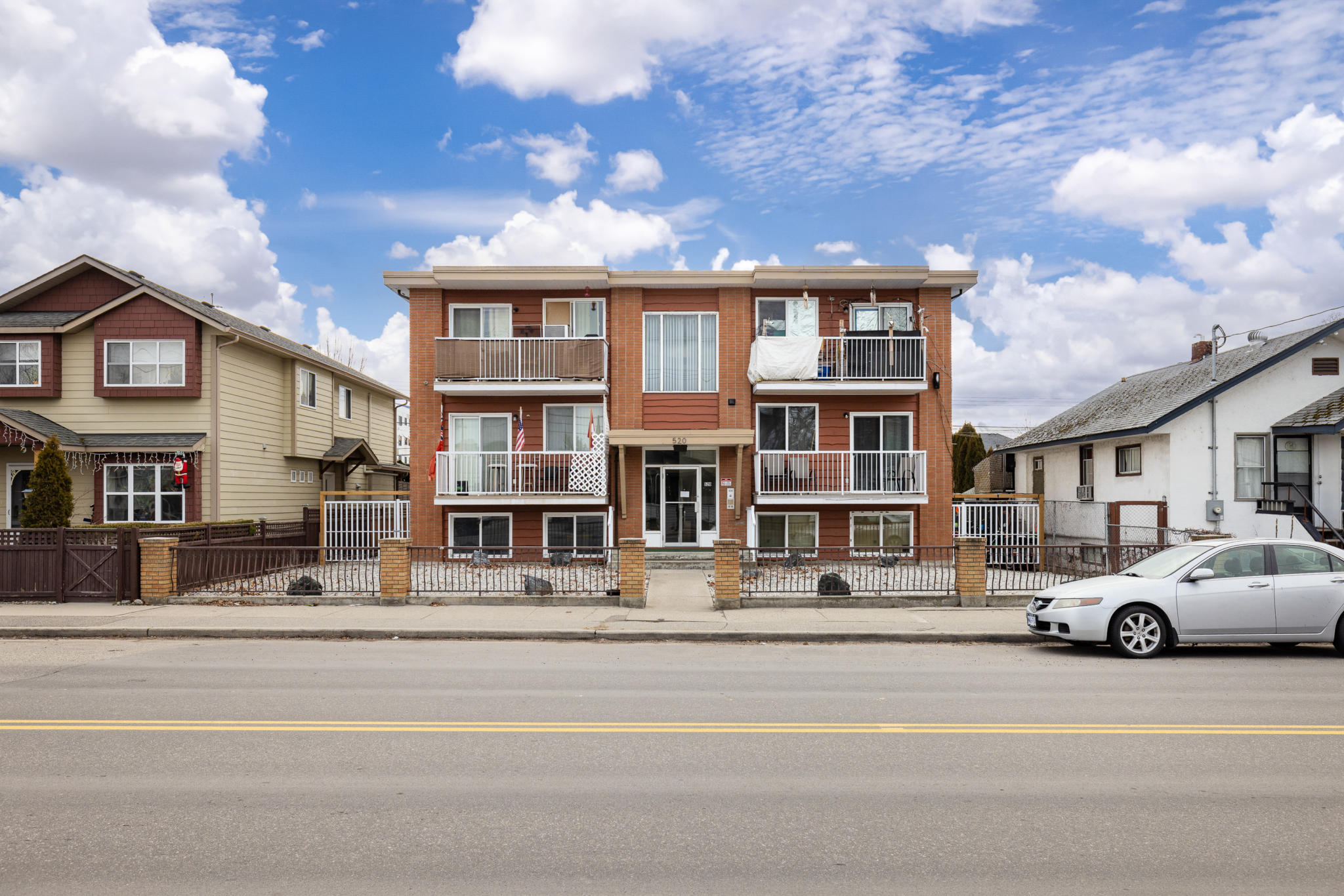 520 Westminster Avenue