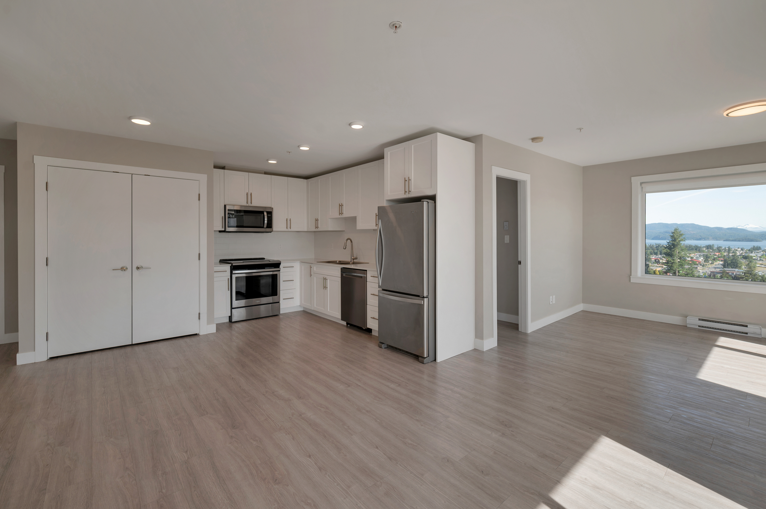 DSC_0734 Oceanview Apartments interior – 850 Dogwood Street, Campbell River BC
