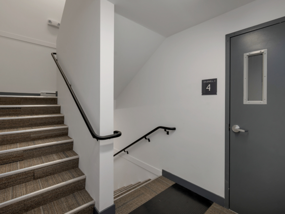 Oceanview Apartments interior – 850 Dogwood Street, Campbell River BC
