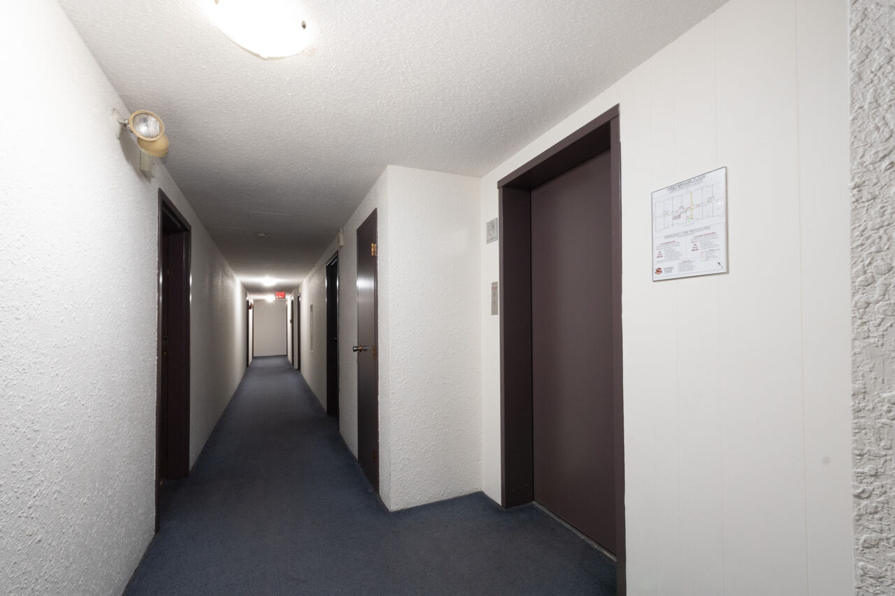 008 Lord Nelson Place Apartments