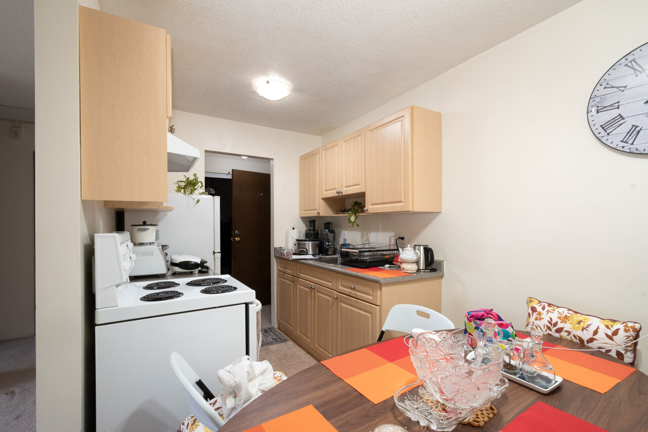 015 Lord Nelson Place Apartments