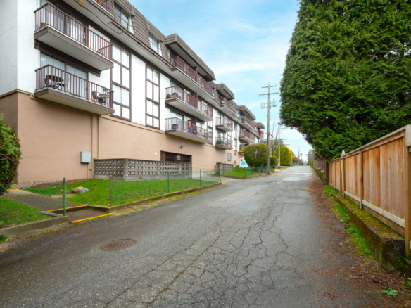 Lord Nelson Place Apartments