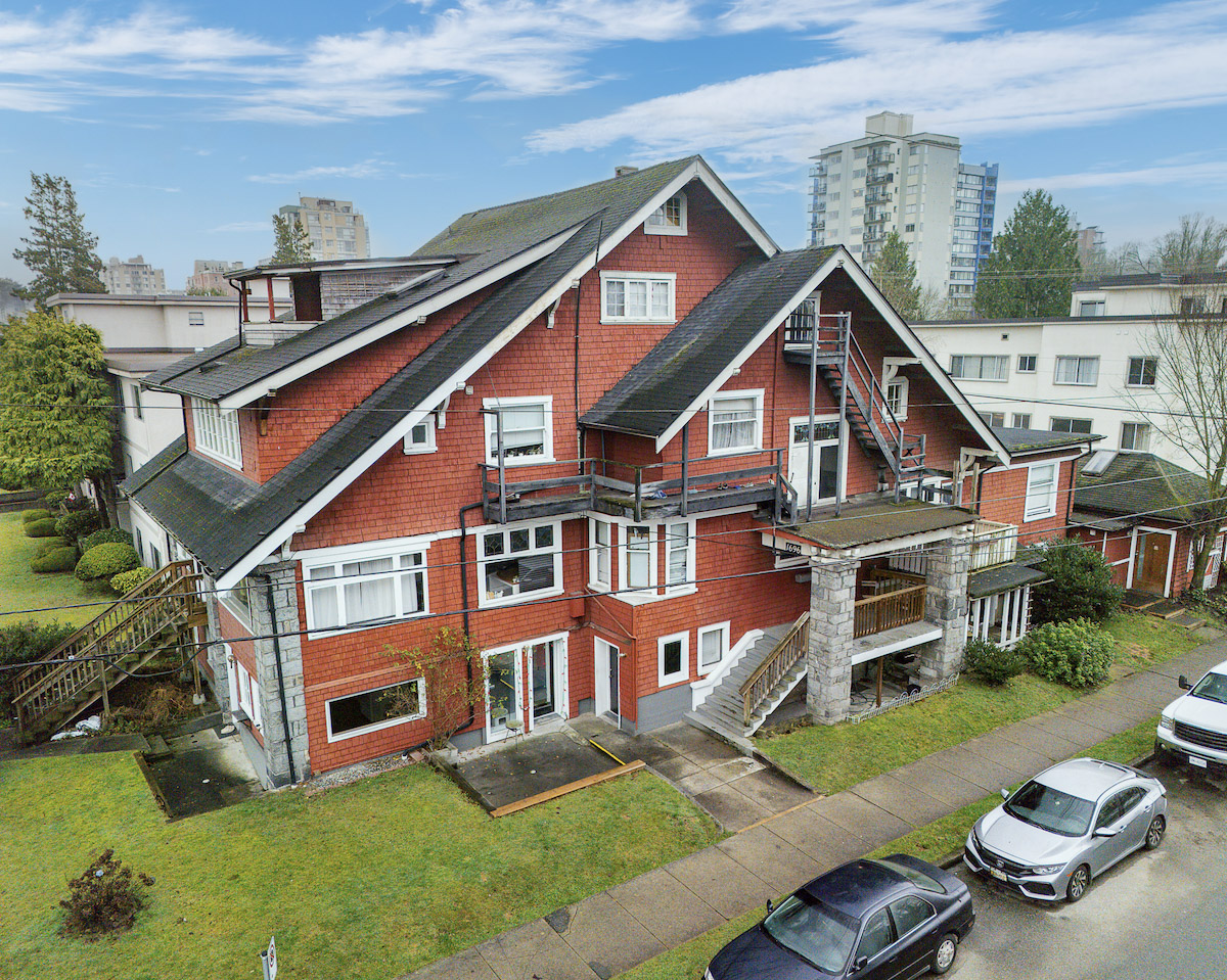 McEvay Blair Multifamily Group -  Penrhyn Lodge - 1 1696 W 11th Avenue Vancouver 67
