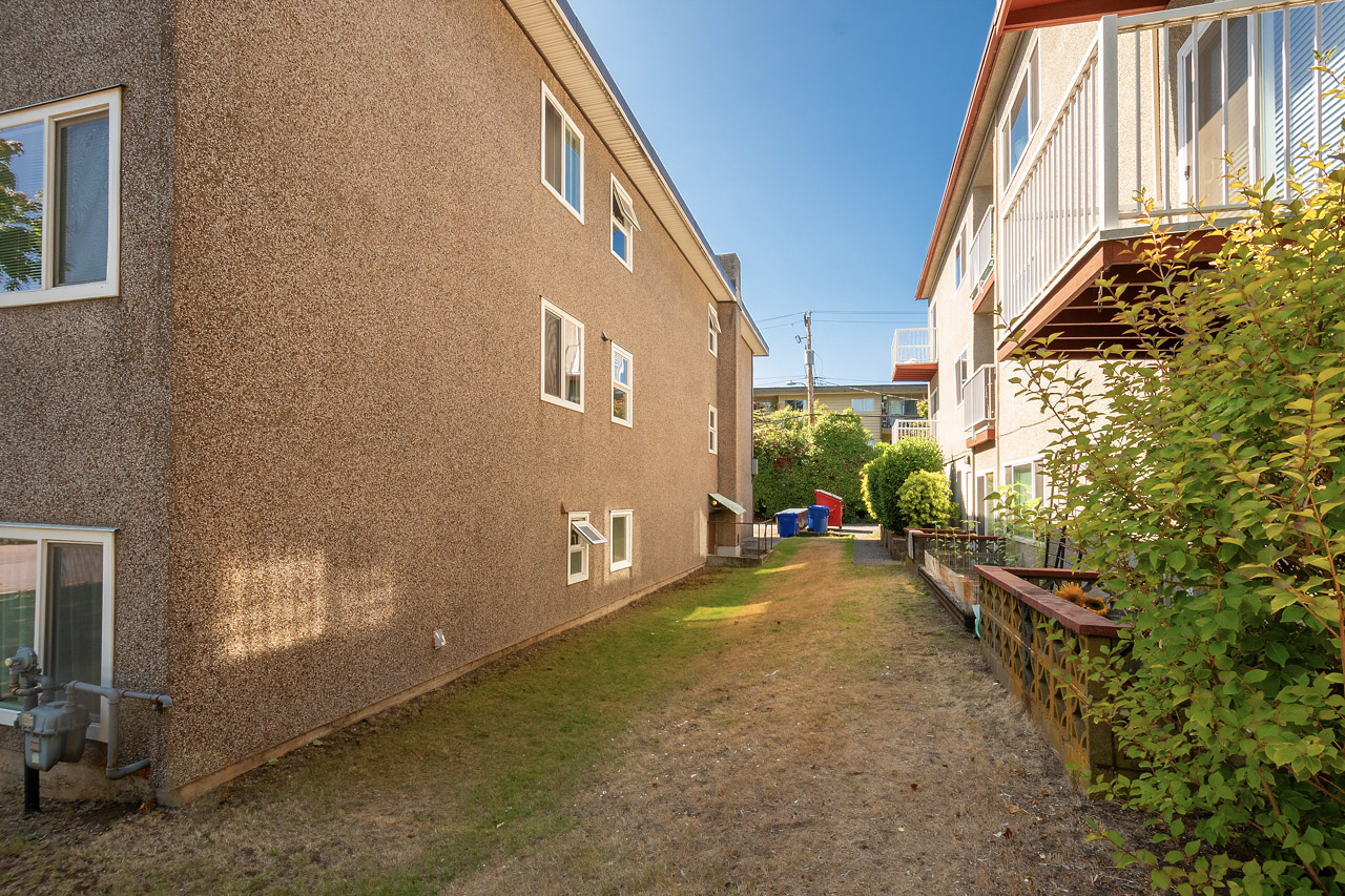 11-054 Tiffany Court