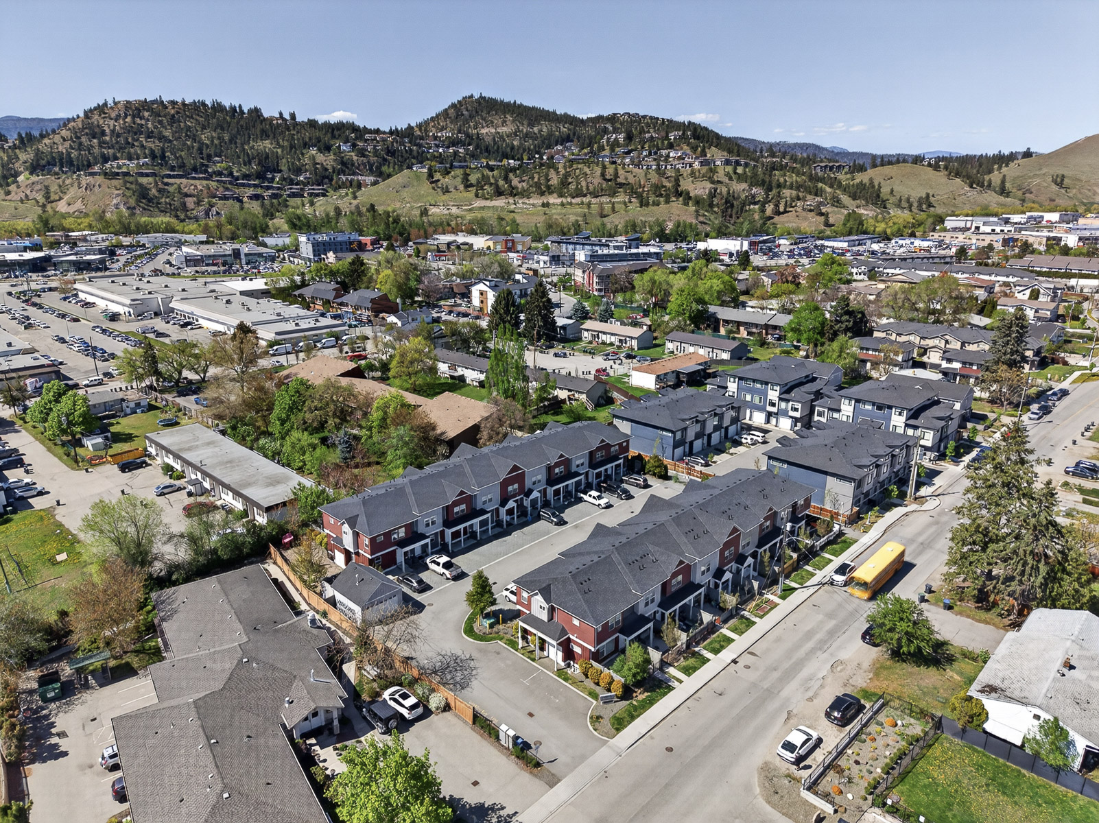 12-DJI_20260422140712_0106_D Larson Place