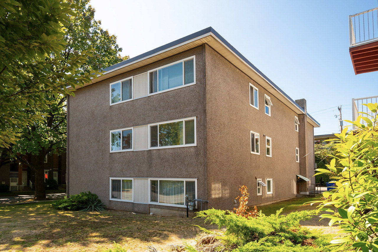 22-053 Tiffany Court