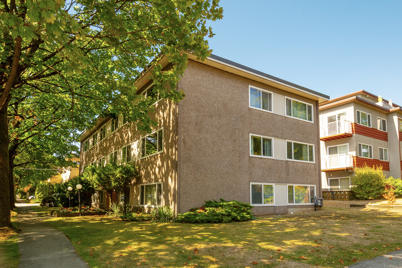 32-005 Tiffany Court