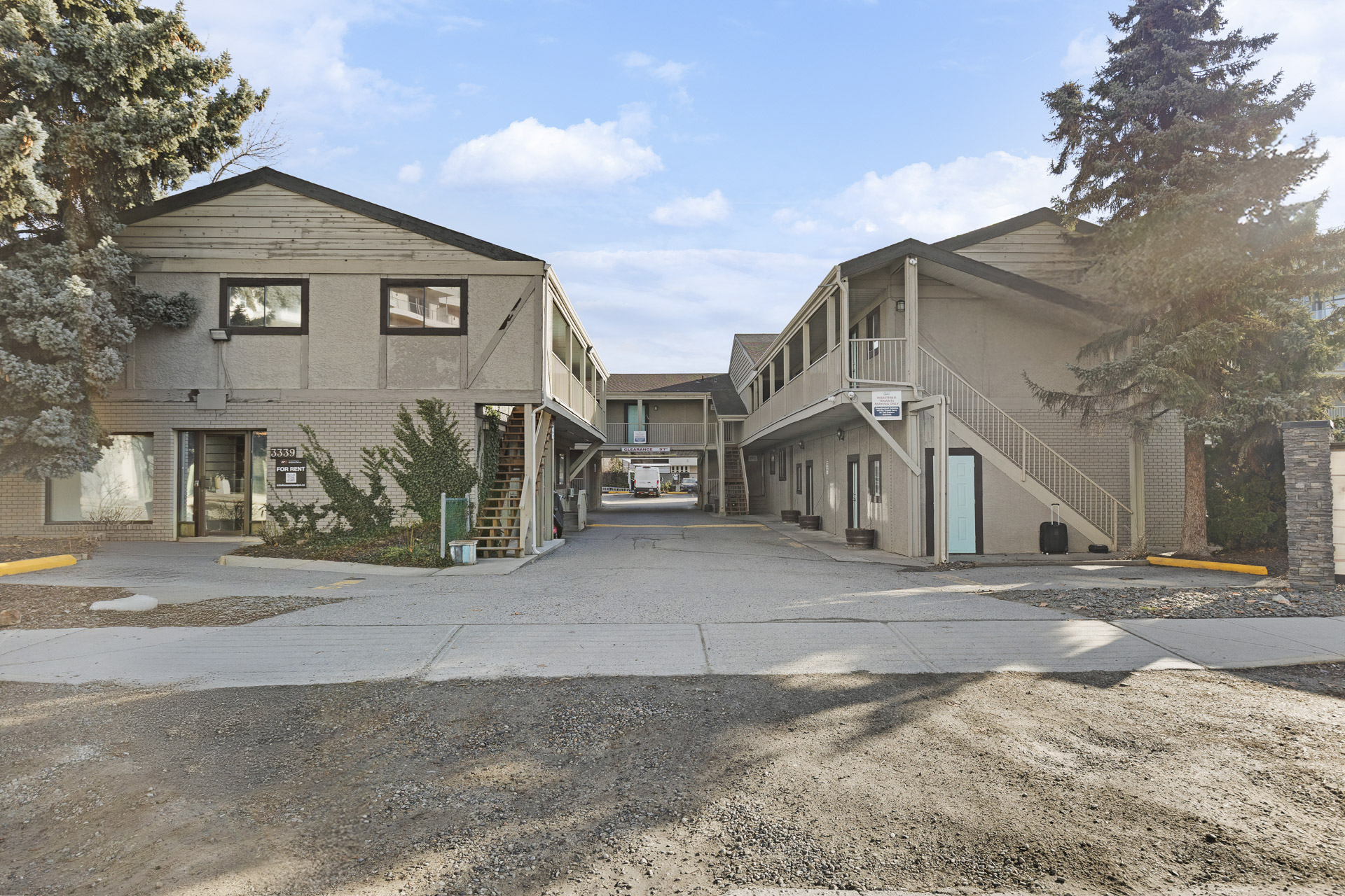 6-3339 Lakeshore Meghan-2 Mission Suites