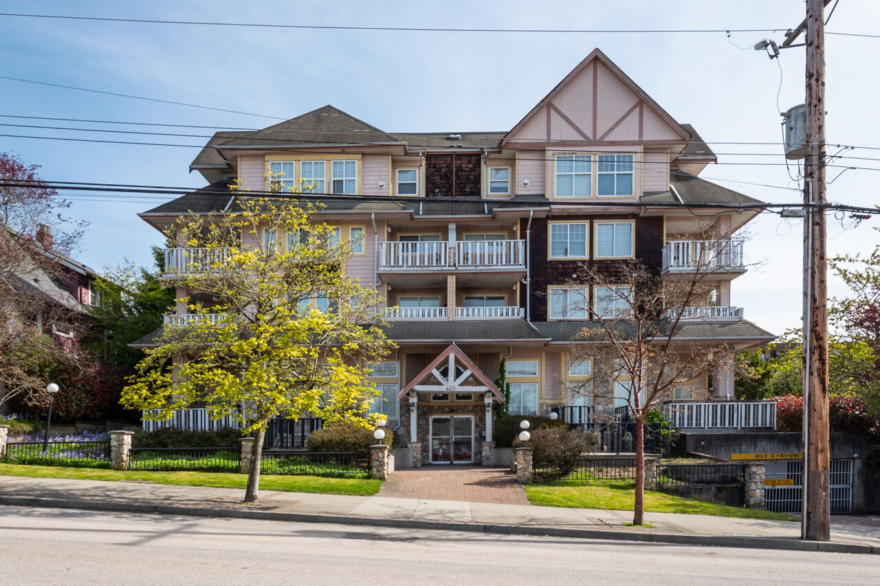 McEvay Blair Multifamily Group - Cypress Steps - 001 3
