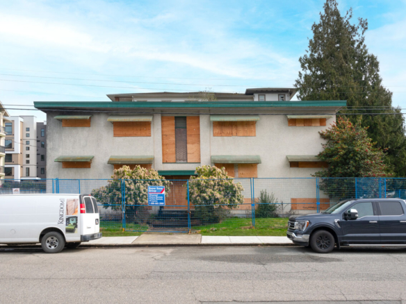 Cedar Court Apartments