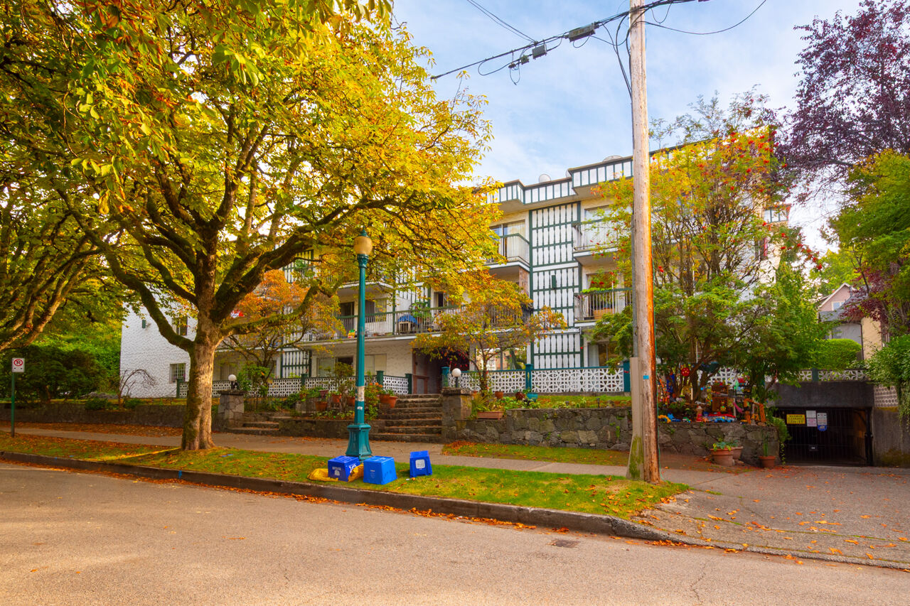 McEvay Blair Multifamily Group - The Dogwood - 003 4