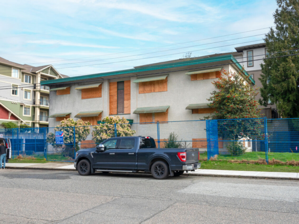 Cedar Court Apartments