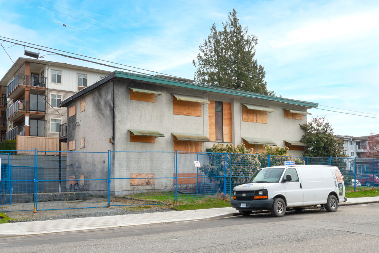 Cedar Court Apartments
