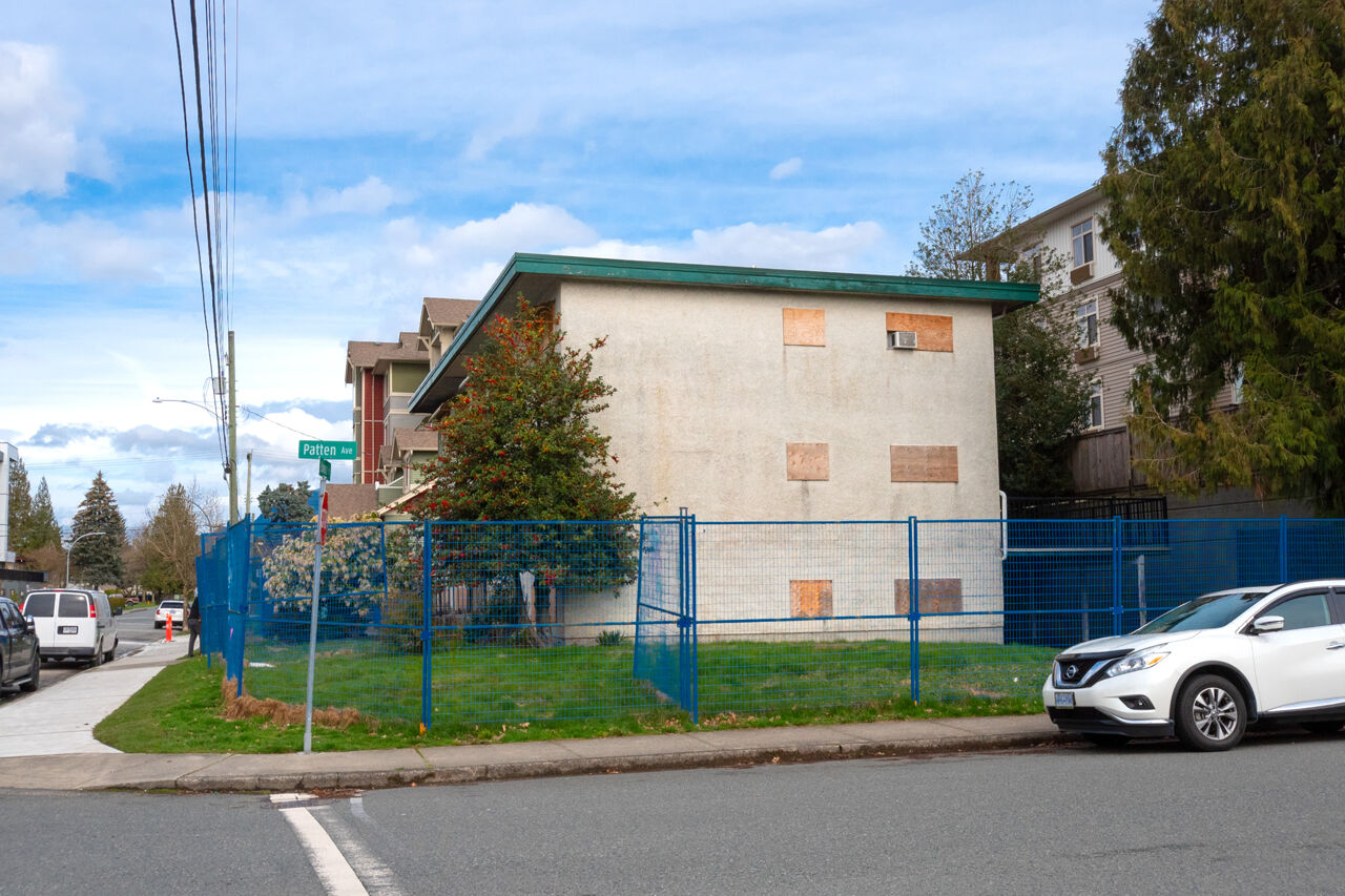 Cedar Court Apartments