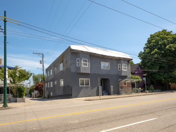 2532 Fraser Street
