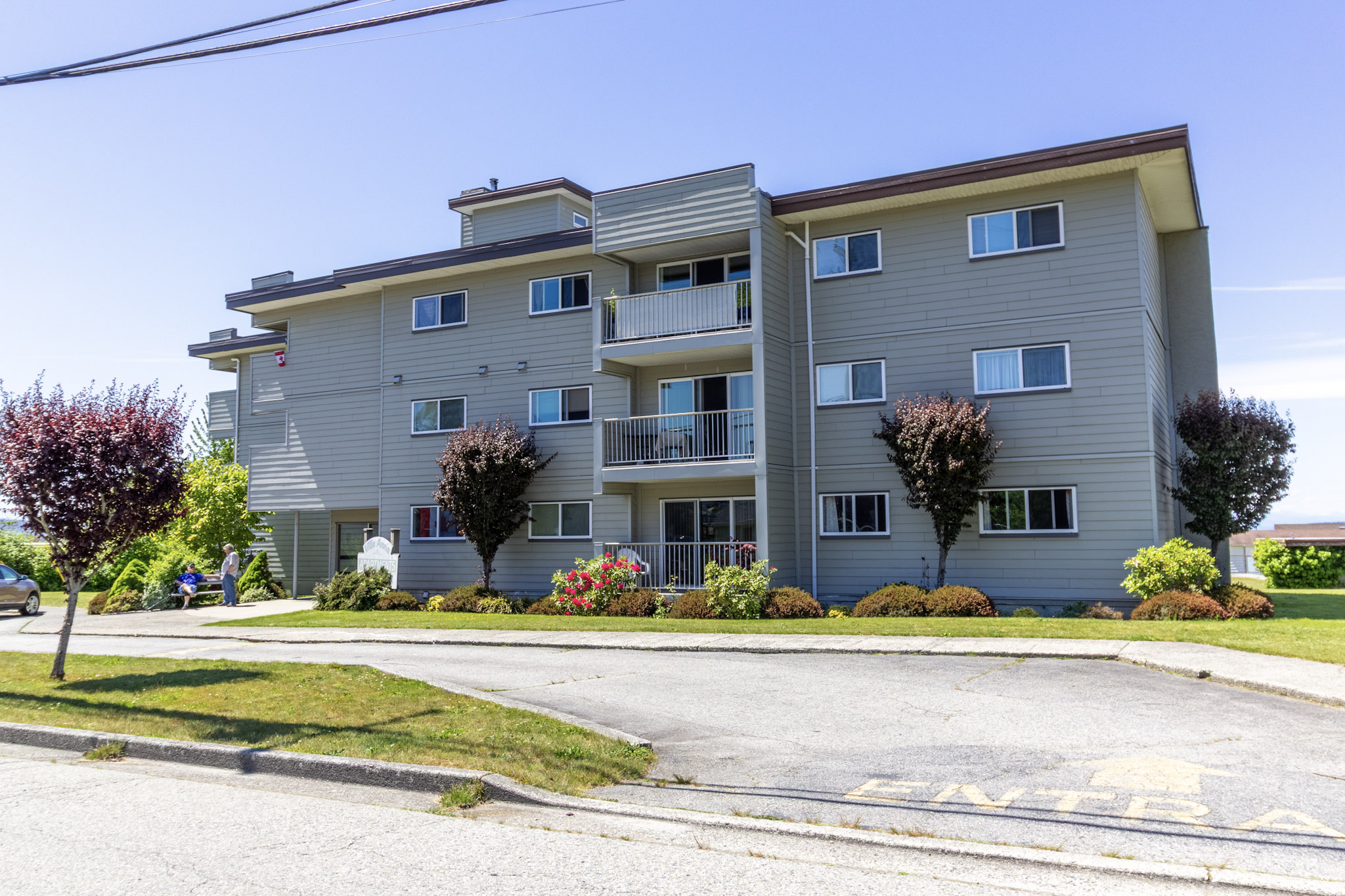 McEvay Blair Multifamily Group - Villa Anna Apartments - 13 4465 Michigan Ave 31