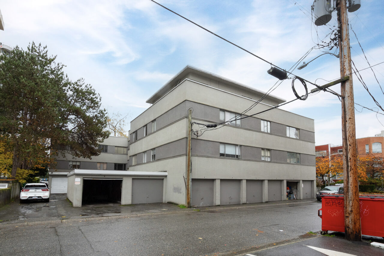 2-051 Erwill Apartments