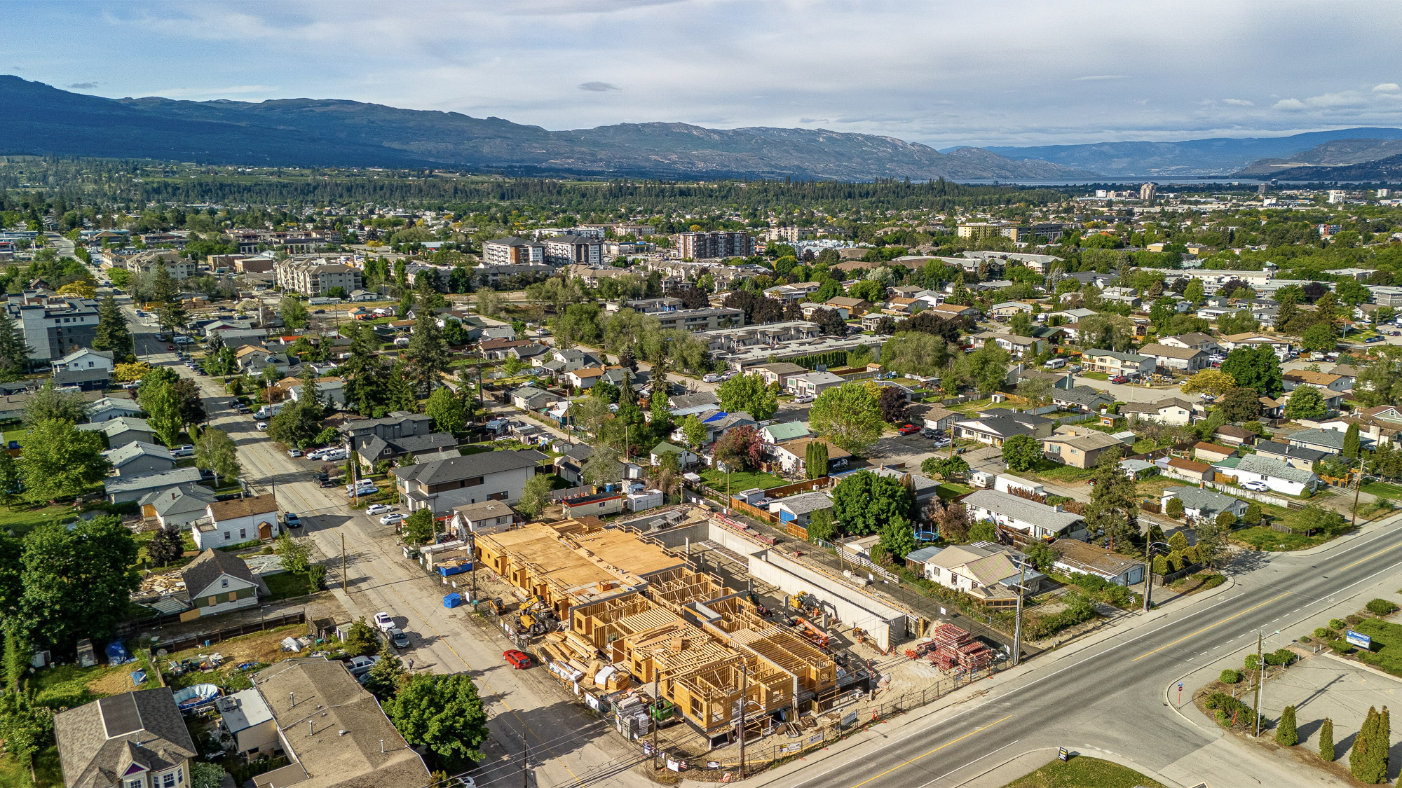 495 Dougall Road North