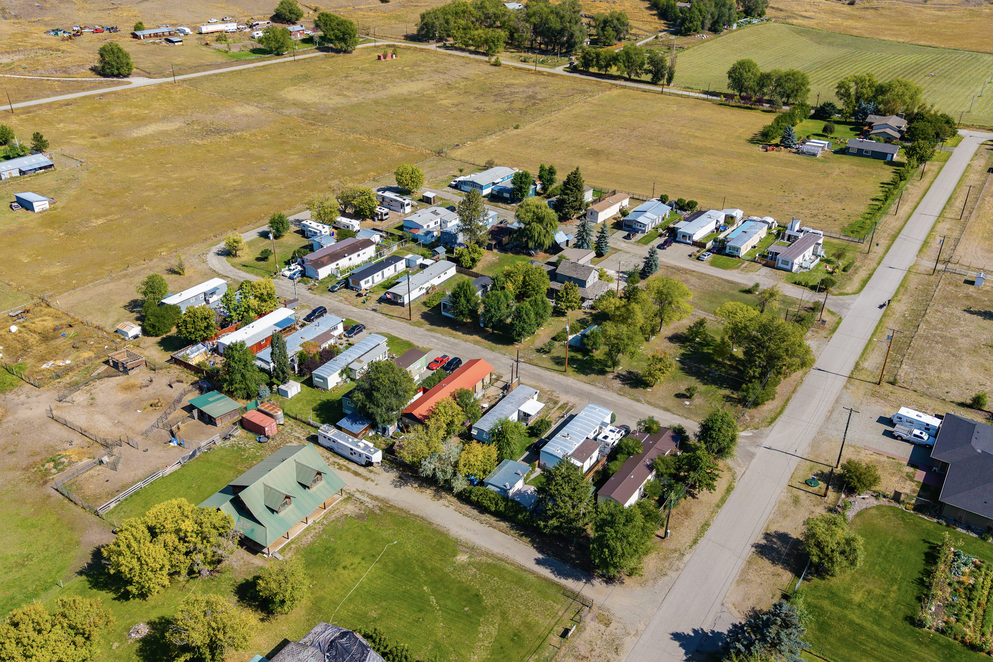 12-925 Thirteenth Ave-83 Midway Mobile Home & RV Park