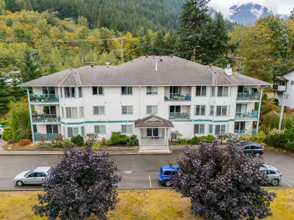  Princeton Heights Apartments